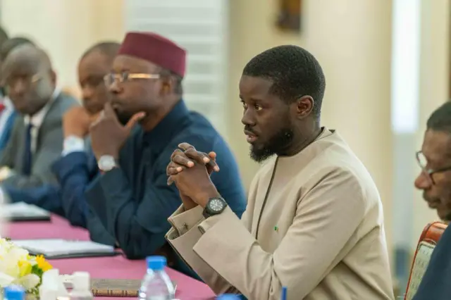 Tensions au Sénégal : Bassirou Diomaye Faye défie l'opposition