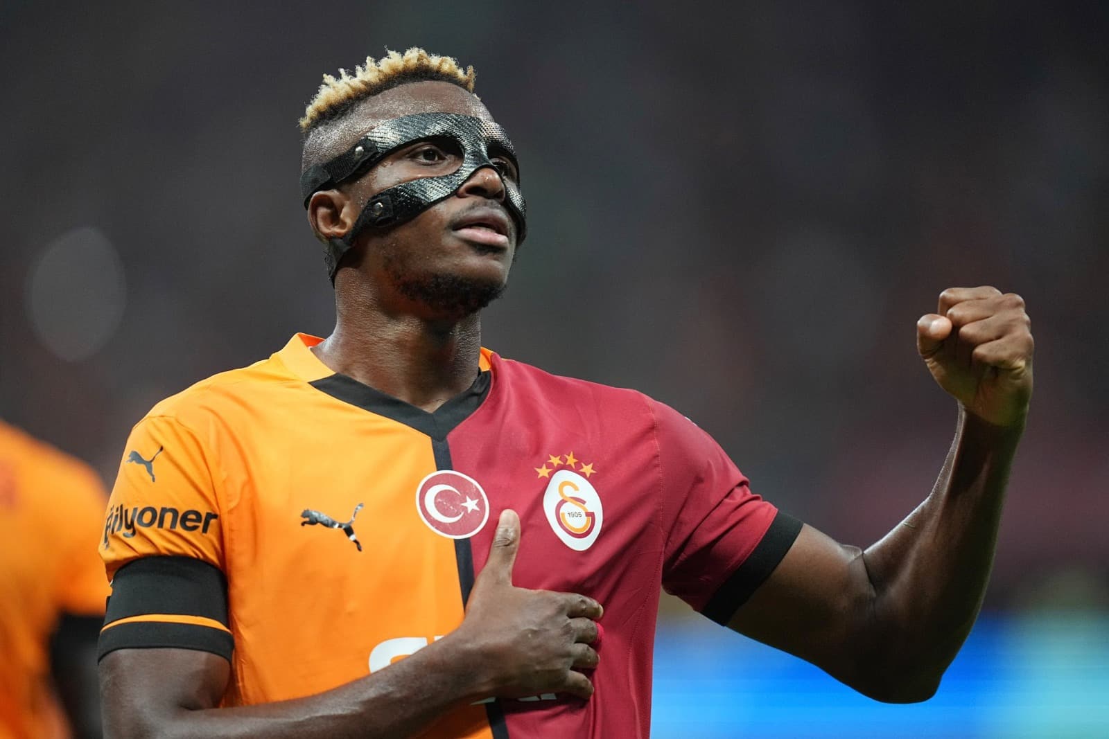 Victor Osimhen entre dans l'histoire à Galatasaray