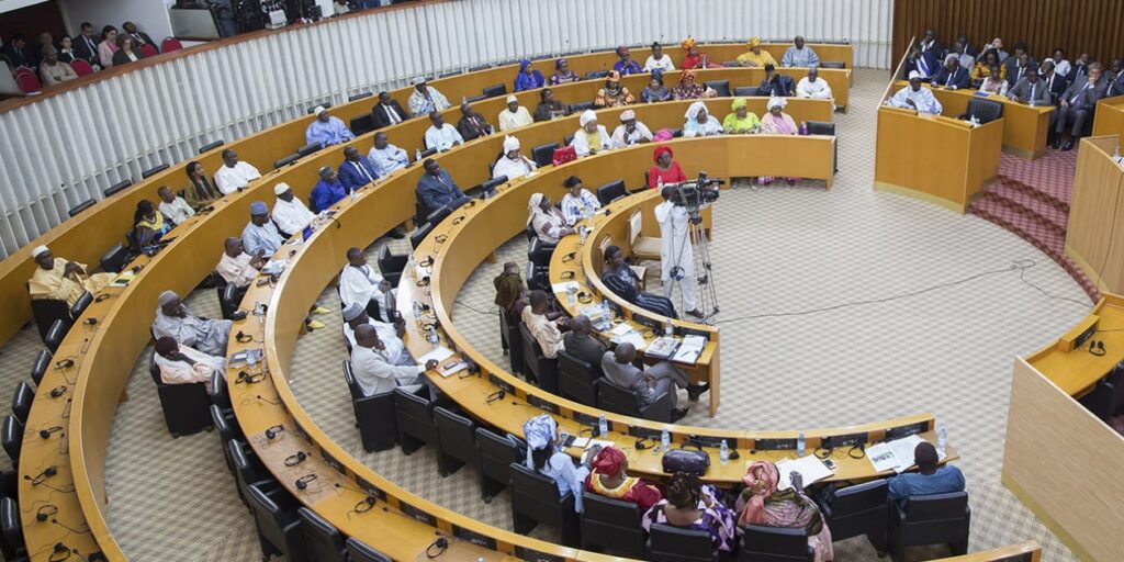 Crise au Sénégal : Le gouvernement Sonko visé par une motion de censure