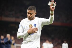 Équipe de France : Un nouveau capitaine nommé en l'absence de Mbappé