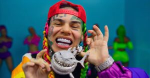 Etats-Unis : Le rappeur Tekashi 6ix9ine arrêté et de retour en prison