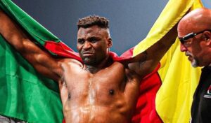 Francis Ngannou : Le gros salaire qu'il reçoit après sa victoire contre Renan Ferreira