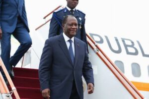 Côte d'Ivoire : En pleine campagne, Alassane Ouattara annoncé pour un séjour privé en...
