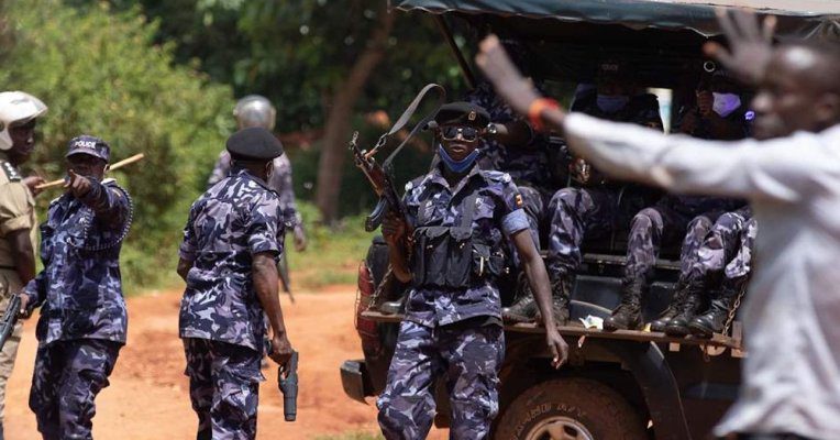 Ouganda / Violation des droits humains : Quatre policiers sévèrement punis par Joe Biden