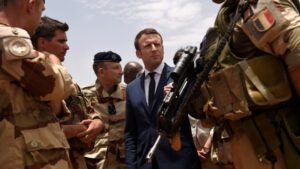 Présence militaire en Afrique : La France annonce le retrait de ses bases dans ces trois pays