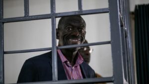 Ouganda : L'opposant Kizza Besigye comparaît devant la justice