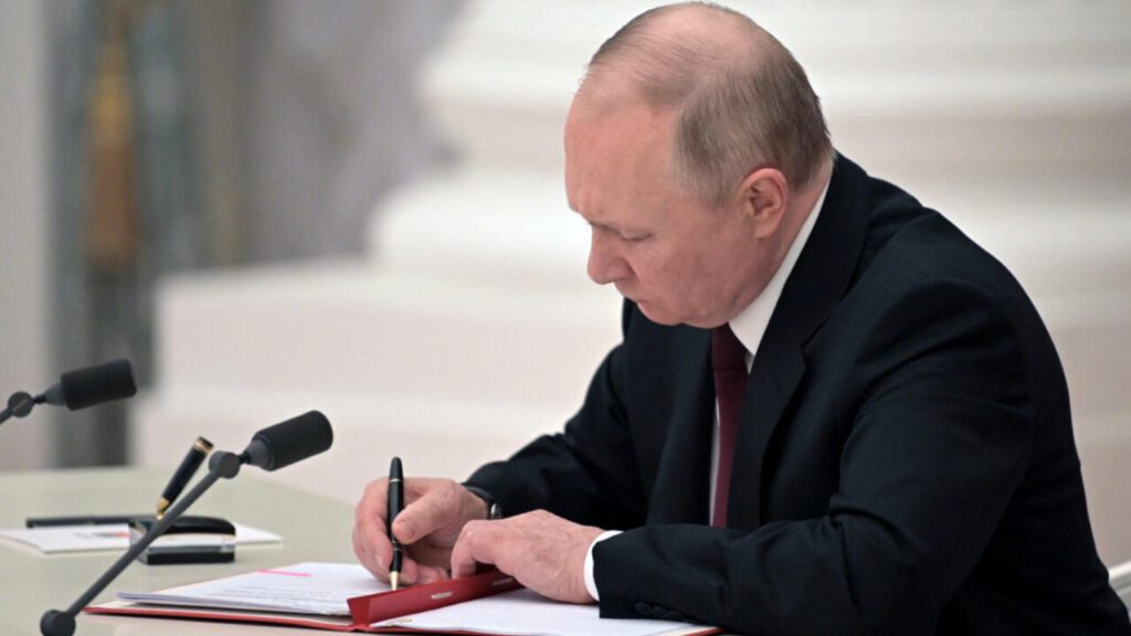 Guerre en Ukraine : Poutine signe une loi visant à annuler les dettes de tous les soldats
