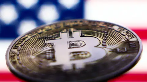 Cryptomonnaies : Le Bitcoin franchit un cap historique grâce à Donald Trump