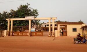 Togo : La Mairie d'Akoumapé fait don de 64 matelas pour renforcer les soins de santé à Vogan