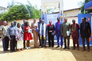 Moov Africa Togo et Miss Togo 2023 apportent de l'eau potable à l'EPP Togokomé
