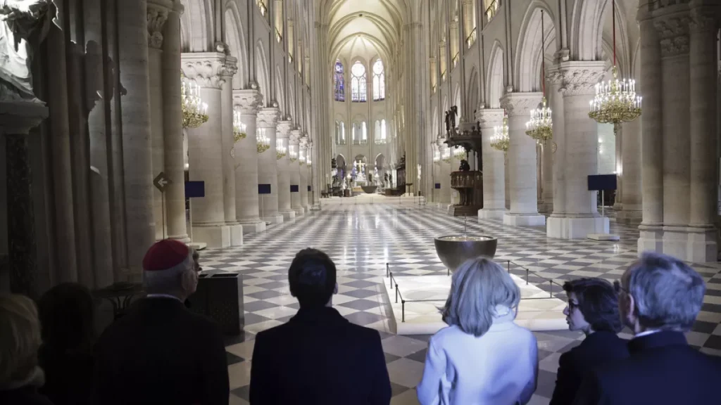 France / Réouverture de Notre-Dame : Voici les artistes attendus à l'évènement ! Deux chanteuses africaine sur la liste