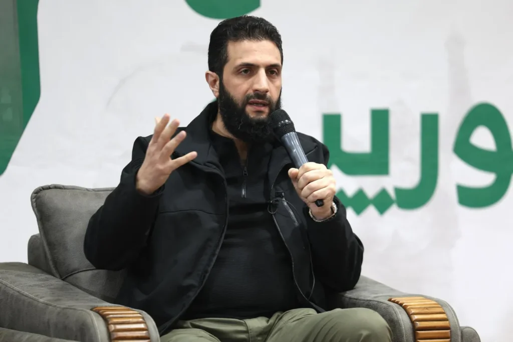 Syrie : Qui est Abou Mohammed al-Joulani, le nouvel homme fort issu des rangs rebelles ?