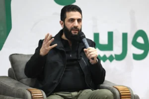 Syrie : Qui est Abou Mohammed al-Joulani, le nouvel homme fort issu des rangs rebelles ?