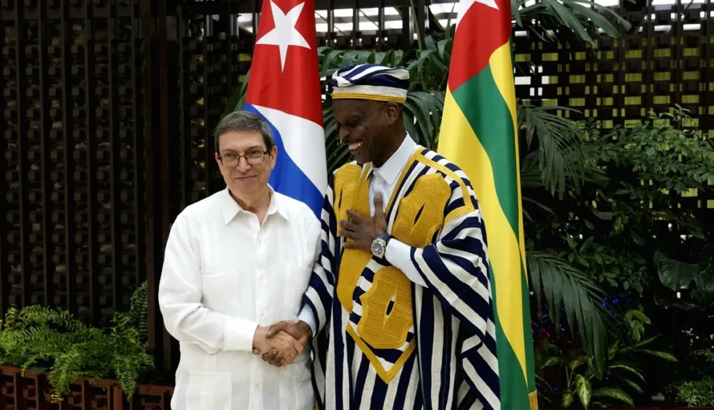 Le Togo et Cuba renforcent leurs liens : Robert Dussey en visite officielle
