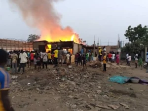 Togo : Un incendie ravage la place Bonké à Lomé
