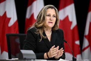 Canada : L'ex-ministre Chrystia Freeland veut succéder à Justin Trudeau