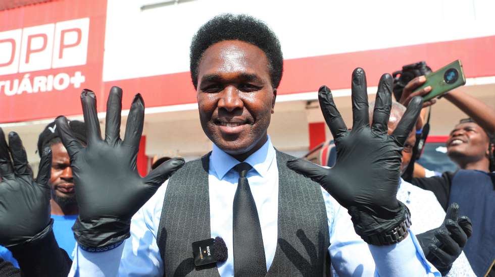 Mozambique : L’opposant Mondlane annonce son retour et défie le pouvoir en place