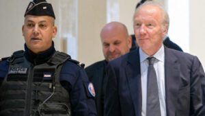 Procès de Nicolas Sarkozy : Brice Hortefeux dénonce un "guet-apens" dans son voyage en Libye
