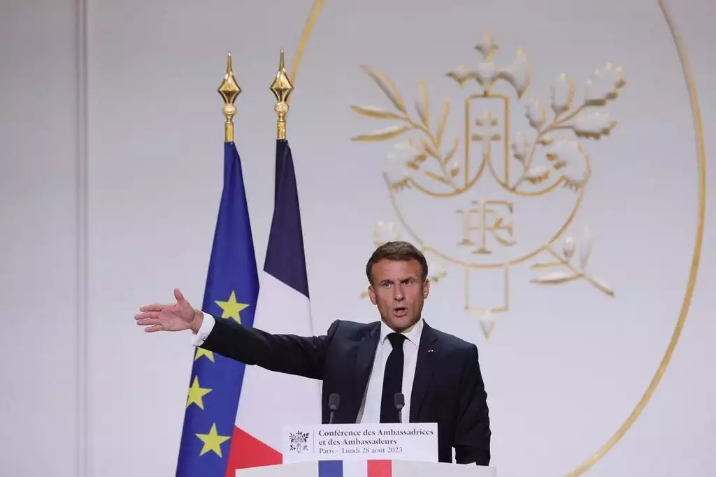 "Aucun dirigeant africain ne serait aujourd'hui à la tête d'un pays souverain sans la France", Emmanuel Macron