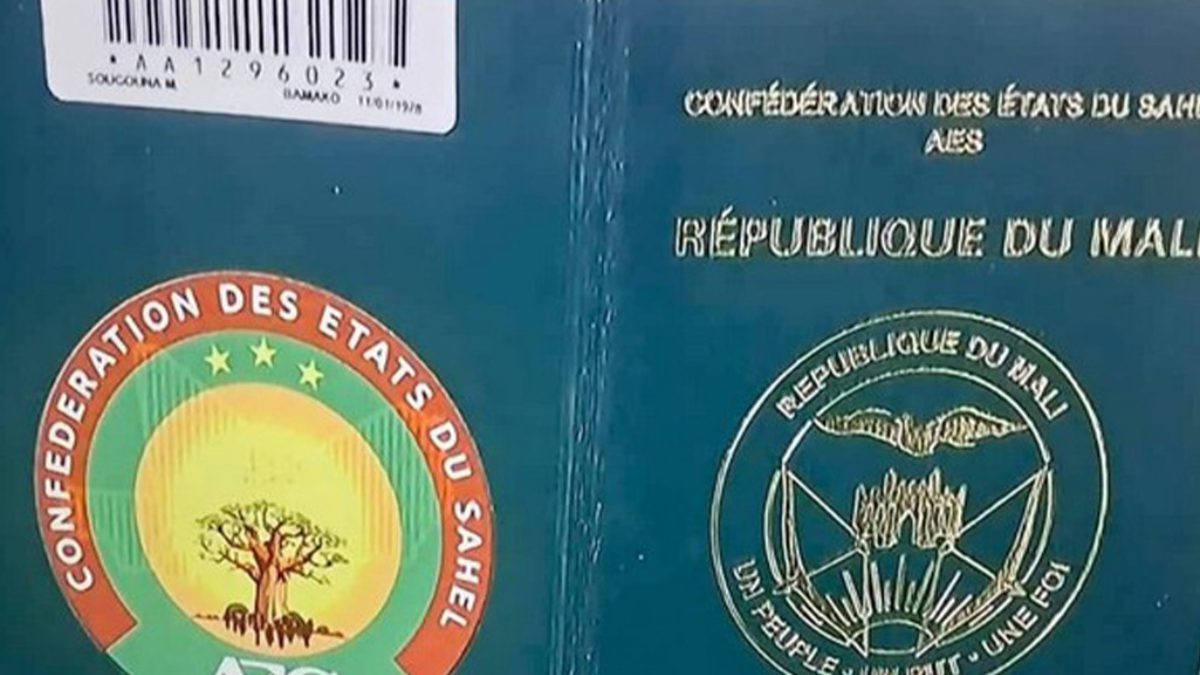 Mali : La France rejette les passeports AES