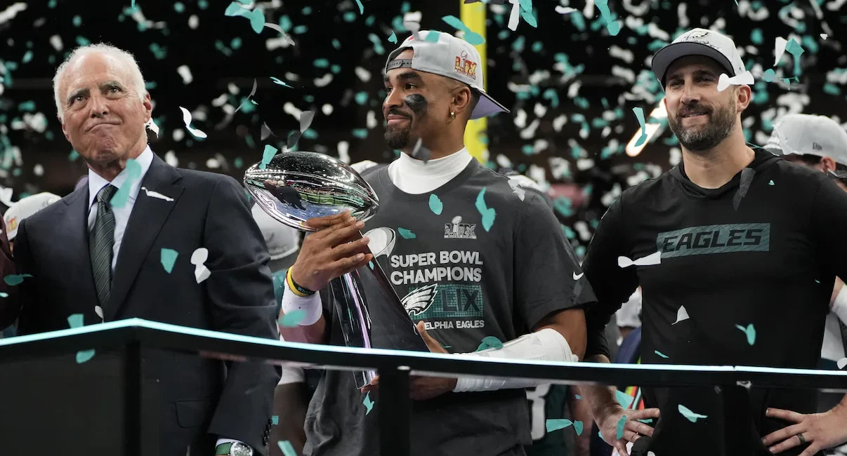 Super Bowl 2025 : Les Eagles écrasent les Chiefs et mettent fin à leur rêve de triplé !