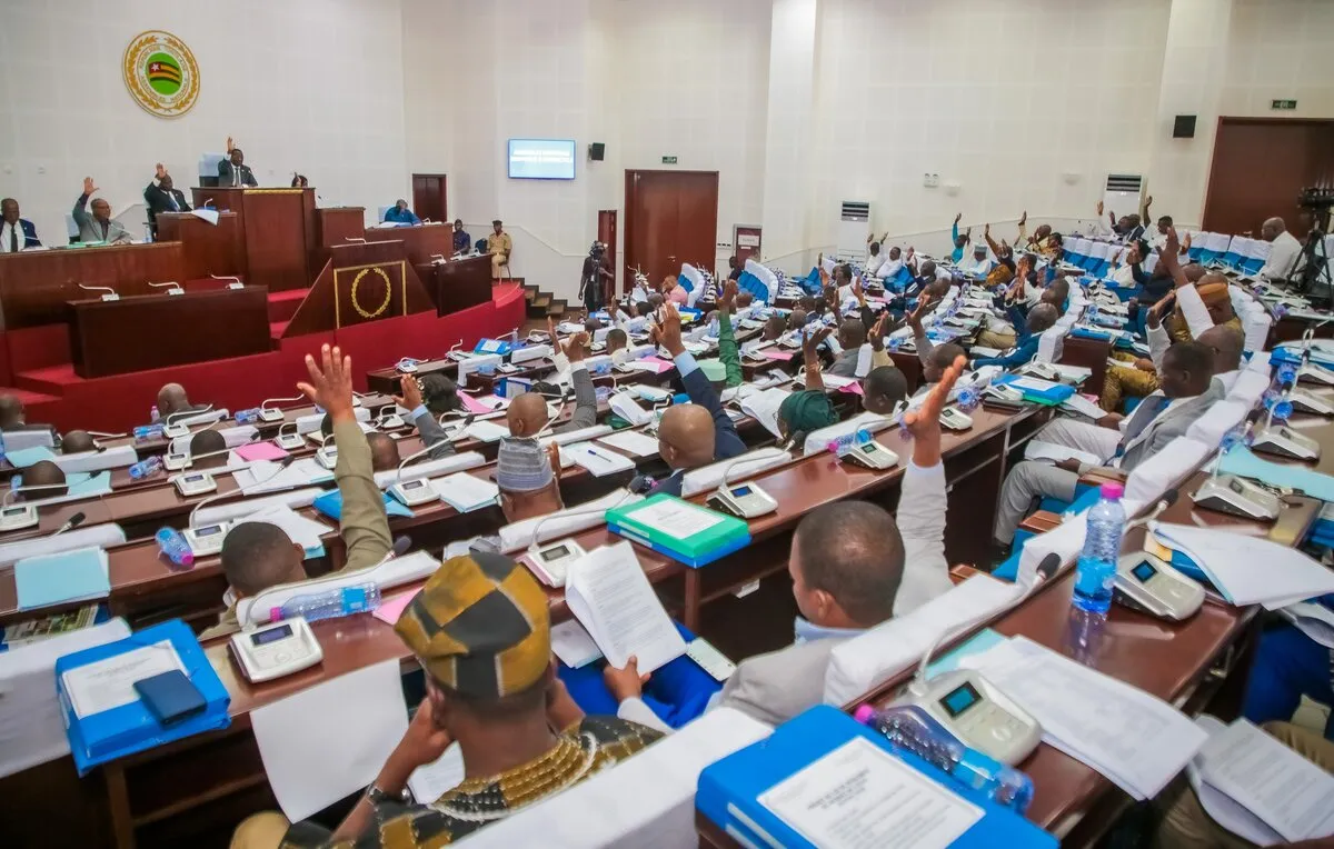 L’Assemblée nationale du Togo approuve les règlements budgétaires pour les exercices 2020 et 2021