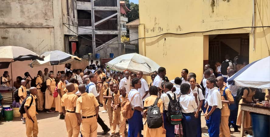 Tragédie en Guinée : Un lycéen ouvre le feu sur deux de ses camarades