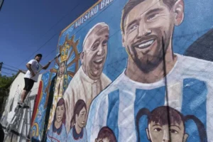 « Un pape différent et proche », Lionel Messi rend hommage à son compatriote