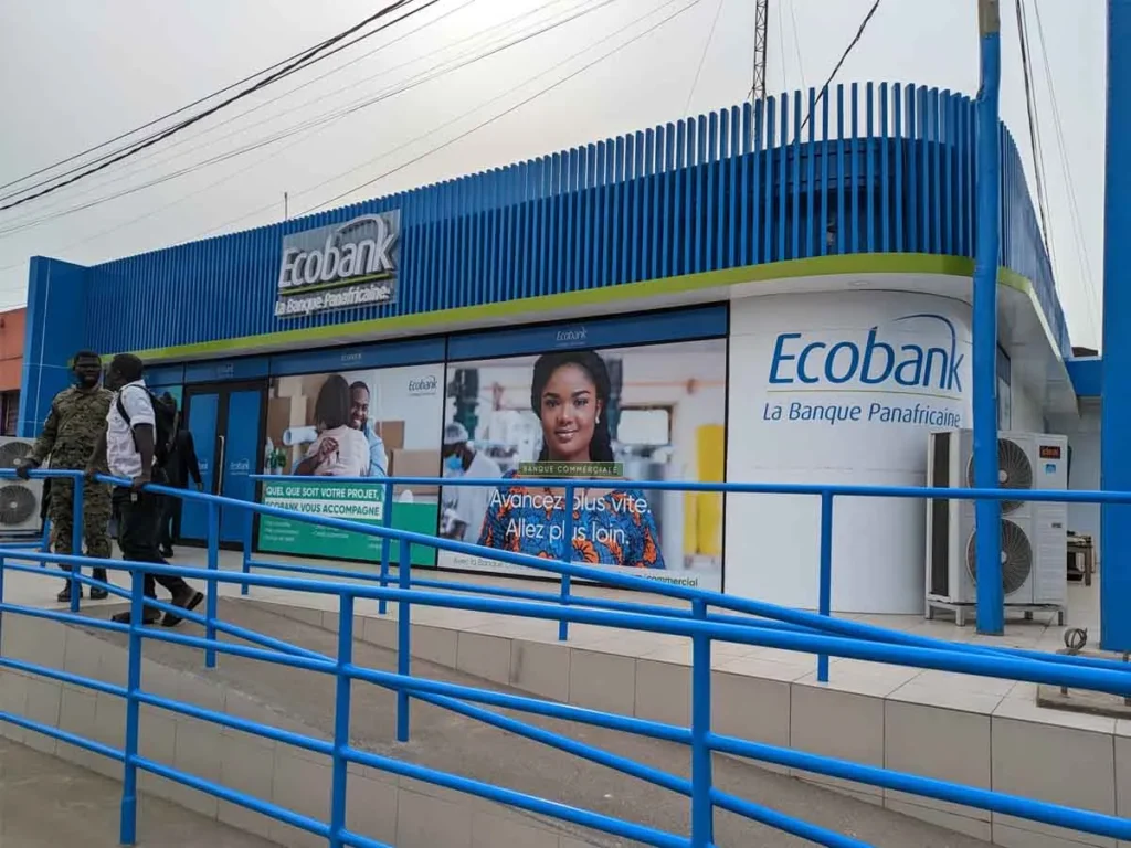 Ecobank Togo : Comment déposer de l'argent instantanément sans faire la queue ?