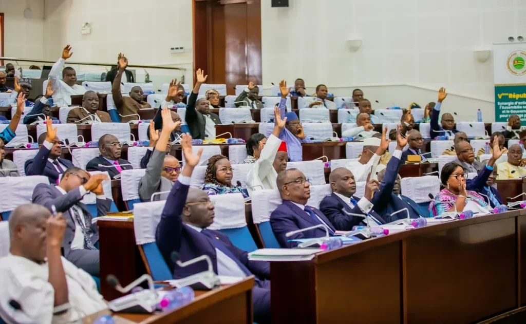 Le Parlement togolais reprend ses travaux pour une session législative clé