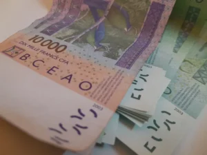 Blanchiment d'argent : Le secteur immobilier togolais se mobilise contre la criminalité financière