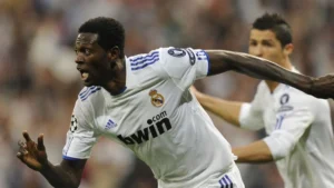 "Ma venue au Real Madrid était compliquée", Emmanuel Adebayor sort des dossiers