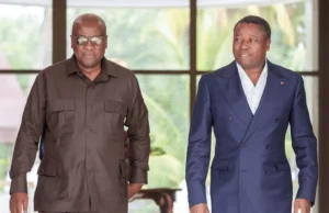 Conférence de l'Union africaine sur la dette : Le président John Dramani Mahama arrive à Lomé