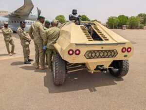 Photos : La junte dévoile son véhicule militaire 100% made in Niger