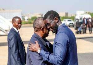 Sénégal : Diomaye Faye en mission diplomatique en Guinée-Bissau