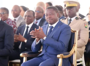 Togo : les passeports officiels désormais validés par Faure Gnassingbé