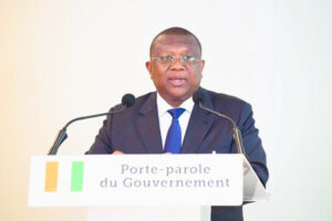 https://service-public.gouv.tg/service/6755f1c18e2f9f4fa907aa17/papiers-citoyennete/demande-du-certificat-de-nationalite-togolaise