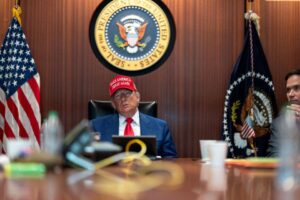 Donald Trump appelle à un cessez-le-feu entre Israël et l'Iran