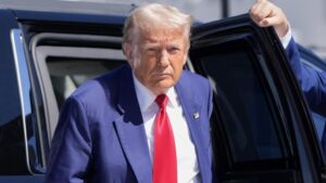 Etats Unis : Un ex officier arrêté pour menaces d'assassinat contre Trump