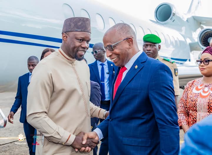 Ousmane Sonko débute sa mission diplomatique en Guinée
