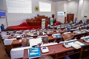 Togo : Les députés déclarent la guerre aux faux médicaments