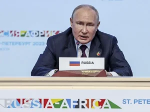 Russie : Vladimir Poutine signe un accord nucléaire avec ces deux pays africains