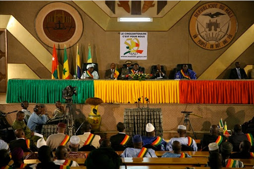 Mali : Vers une réduction des salaires des députés