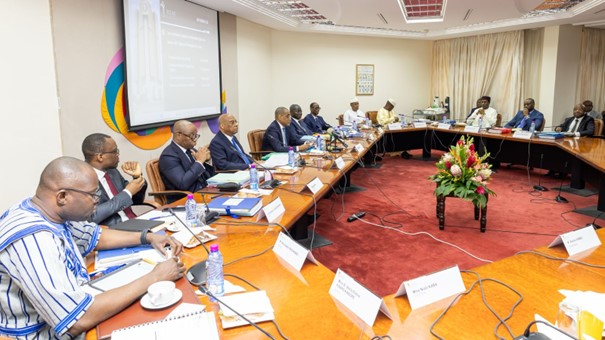 Crise à l’UEMOA : l’AES dénonce l’ingérence française et réclame un changement