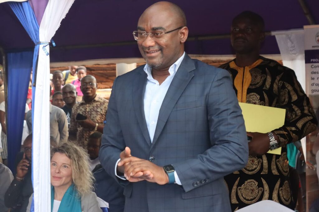 Togo : le ministre Dodzi Kokoroko crée un nouveau lycée à Agoè-Nyivé
