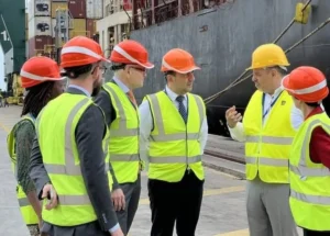 Togo : Un diplomate américain Richard Michaels sous le charme du Port de Lomé