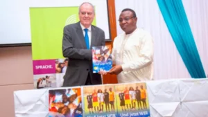 Le Togo reçoit un don de 13 000 manuels scolaires pour dynamiser l'enseignement de l'allemand