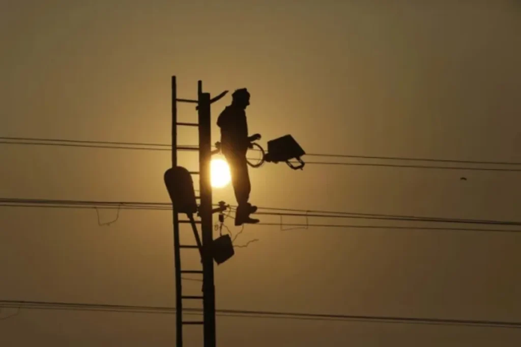 Togo : 172 campagnes électrifiées d'ici 2026
