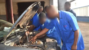 Togo : licence professionnelle pour former des enseignants en mécaniques, plomberie...