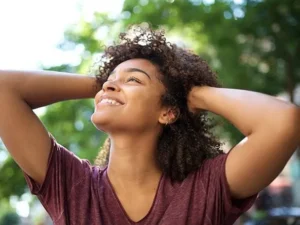 6 astuces pour sentir bon toute la journée sans une goutte de parfum